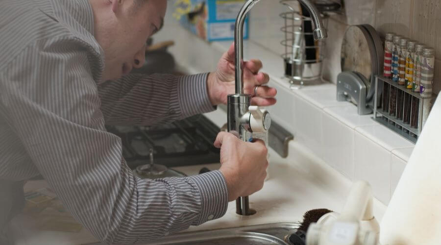 Expert burst pipe repair services in Mount Vernon, TX